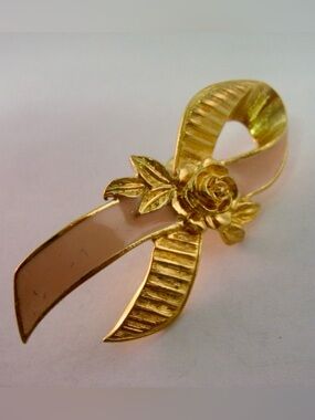 Vintage Avon Awareness Ribbon Brooch